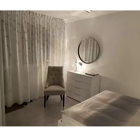 Ausgestattete 2-zimmer-wohnung - Ideal Fuer Kurz-und Langzeitaufenthalte * 加尔布森