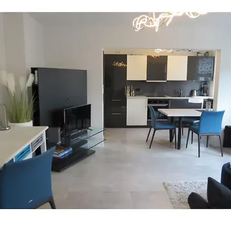 Ausgestattete 2-zimmer-wohnung - Ideal Fuer Kurz-und Langzeitaufenthalte Garbsen