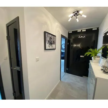 Ausgestattete 2-zimmer-wohnung - Ideal Fuer Kurz-und Langzeitaufenthalte * 加尔布森