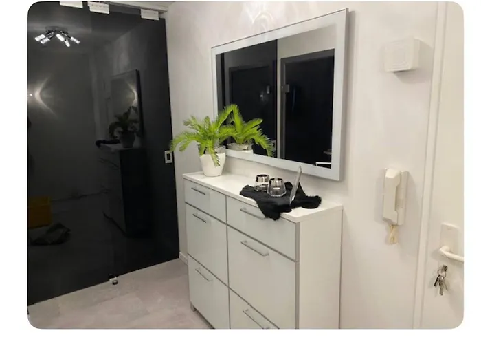 Ausgestattete 2-zimmer-wohnung - Ideal Fuer Kurz-und Langzeitaufenthalte Apartment Garbsen